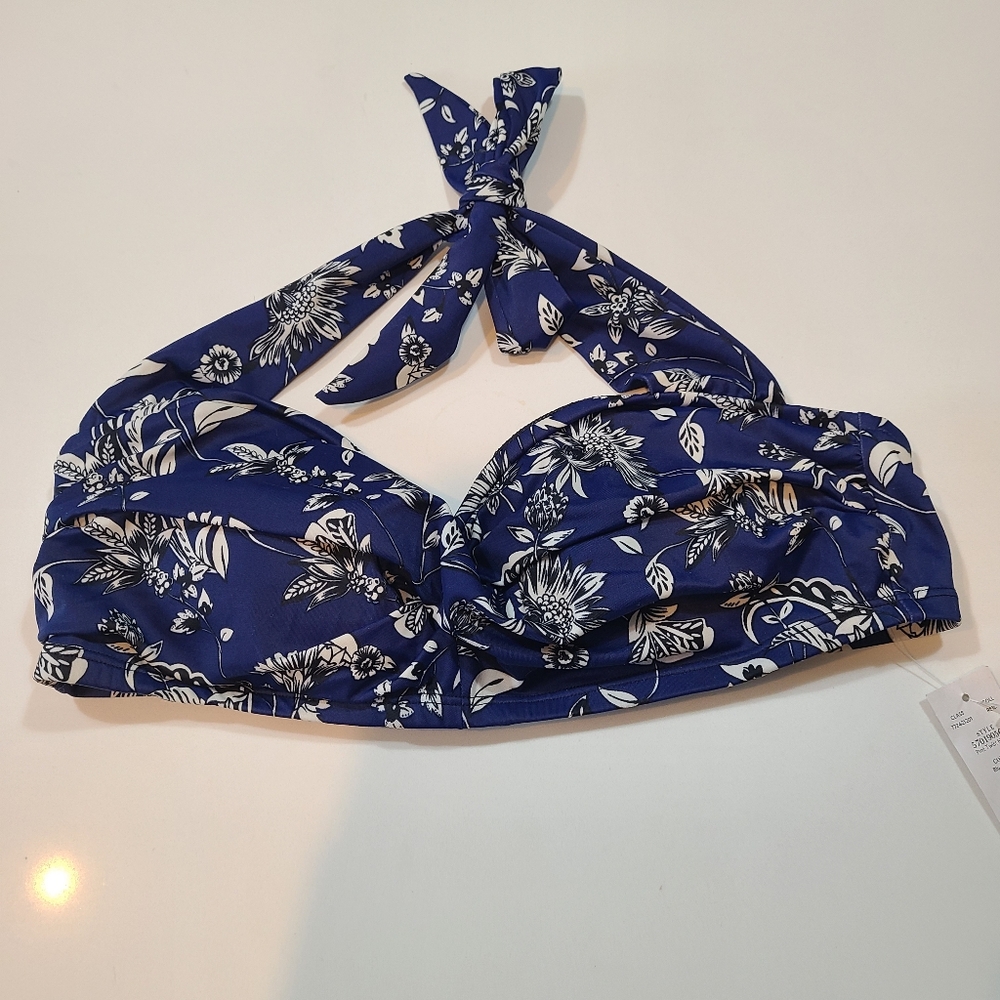 White House Black Market Floral Twist Halter Bikini Top in Size Medium
